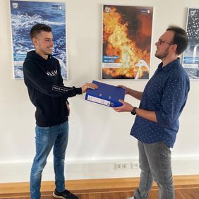 Zum Ausbildungsstart begrüßen wir unsere neuen Auszubildenden bei der Pinguin-System GmbH sowohl im gewerblichen Bereich als auch im Büro.